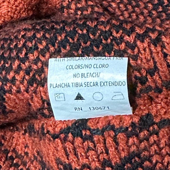 Fashion BLVD women’s size L rust Nordic print turtleneck sleeveless vest - Picture 5 of 6